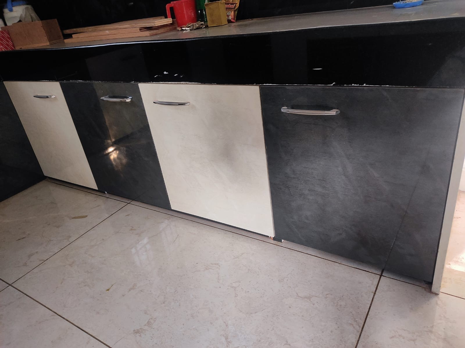 Modular Kitchen Glossy Finish